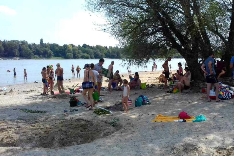 Szentendrei Sziget, Modern Fahaz, Telen Is Szigetmonostor Eksteriør bilde